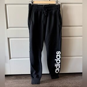 Women’s Adidas Essentials Linear Sweatpants/Joggers, Black and white, Size XS